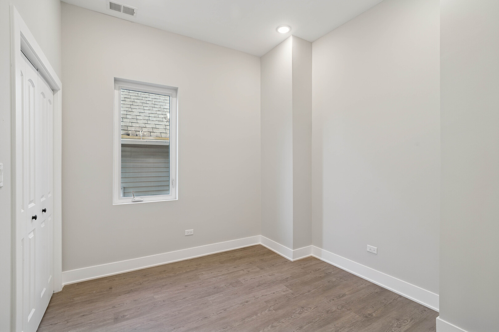 4839 W Huron Street #1, Chicago, IL 60644