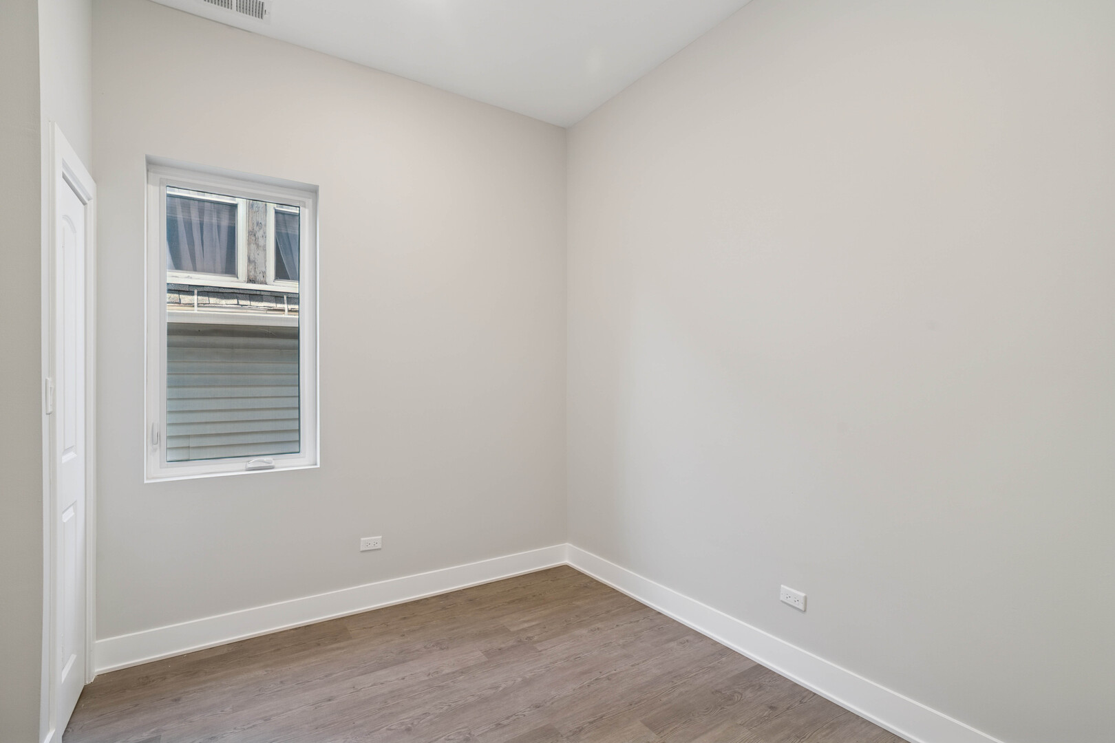 4839 W Huron Street #1, Chicago, IL 60644