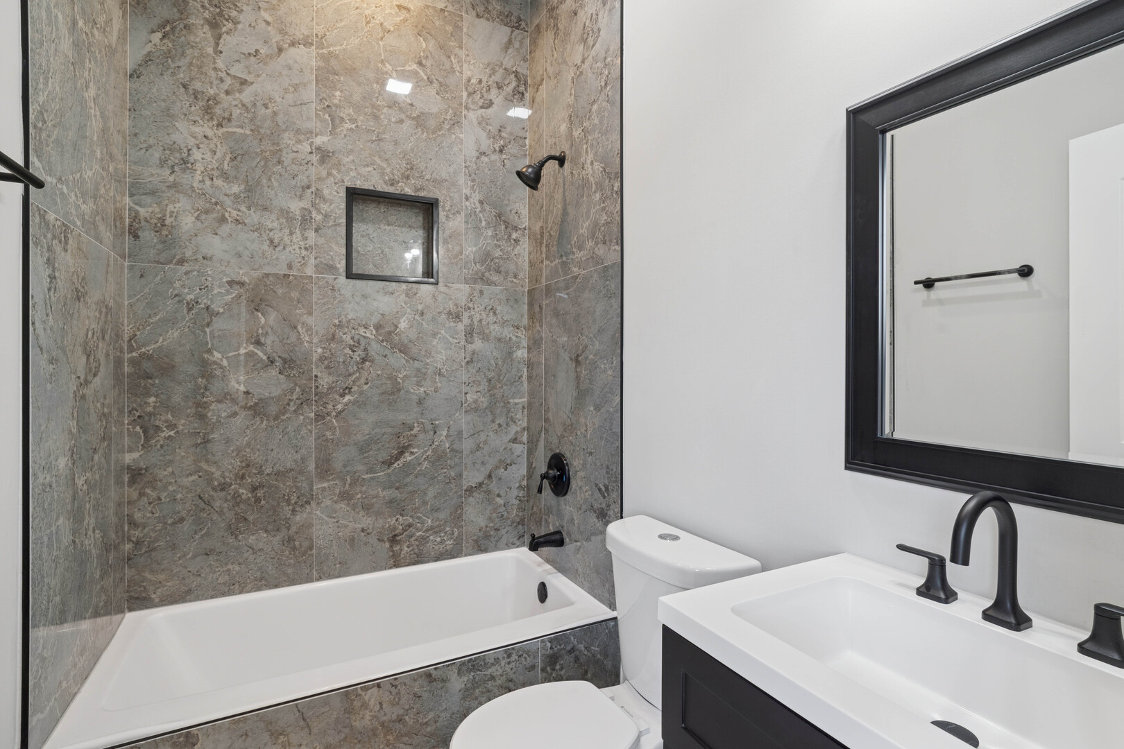 4839 W Huron Street #1, Chicago, IL 60644