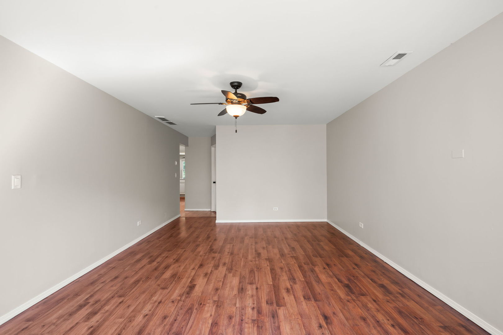 519 W Hillside Drive #3, Bensenville, IL 60106