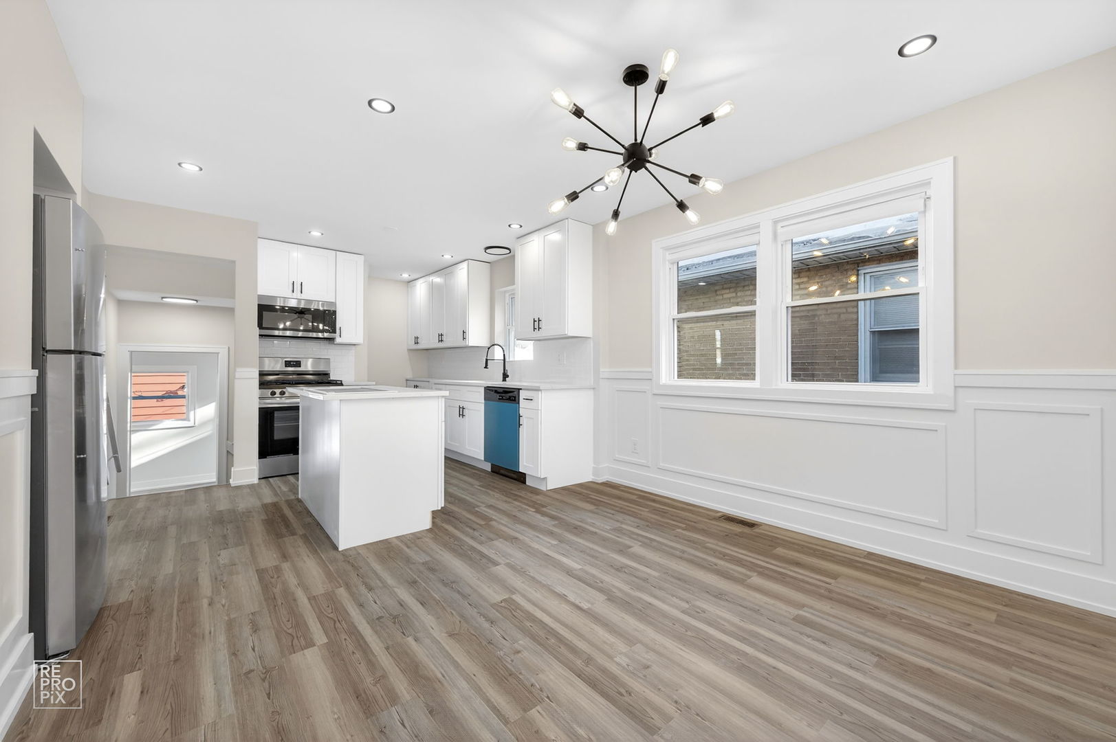 5413 S Springfield Avenue, Chicago, IL 60632