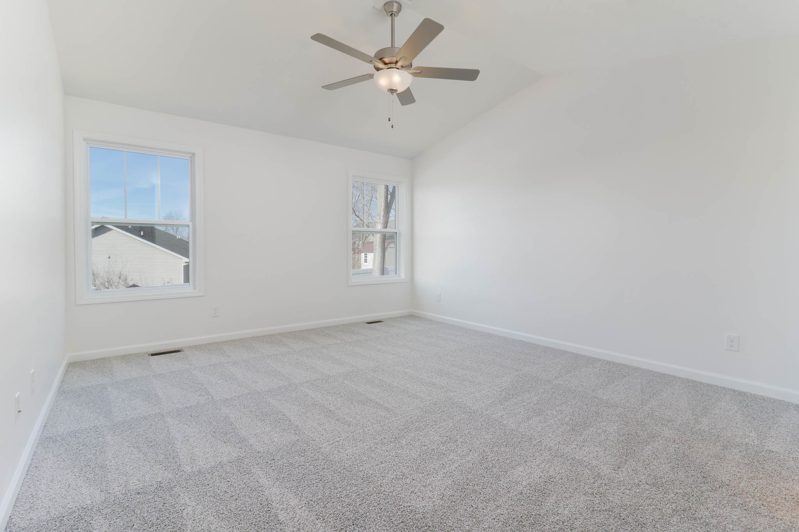 2503 Treeline Drive, Bloomington, IL 61704