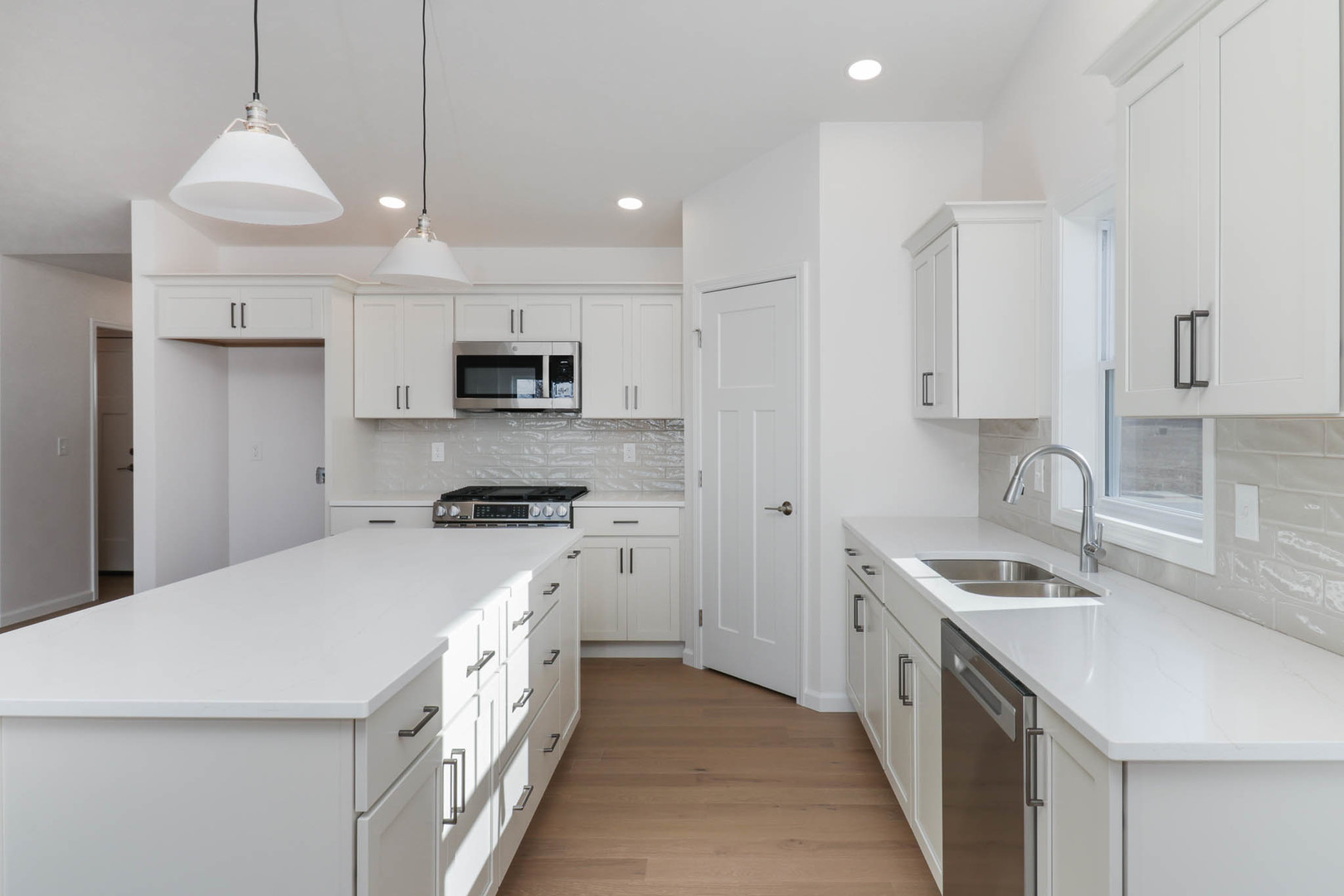 2503 Treeline Drive, Bloomington, IL 61704