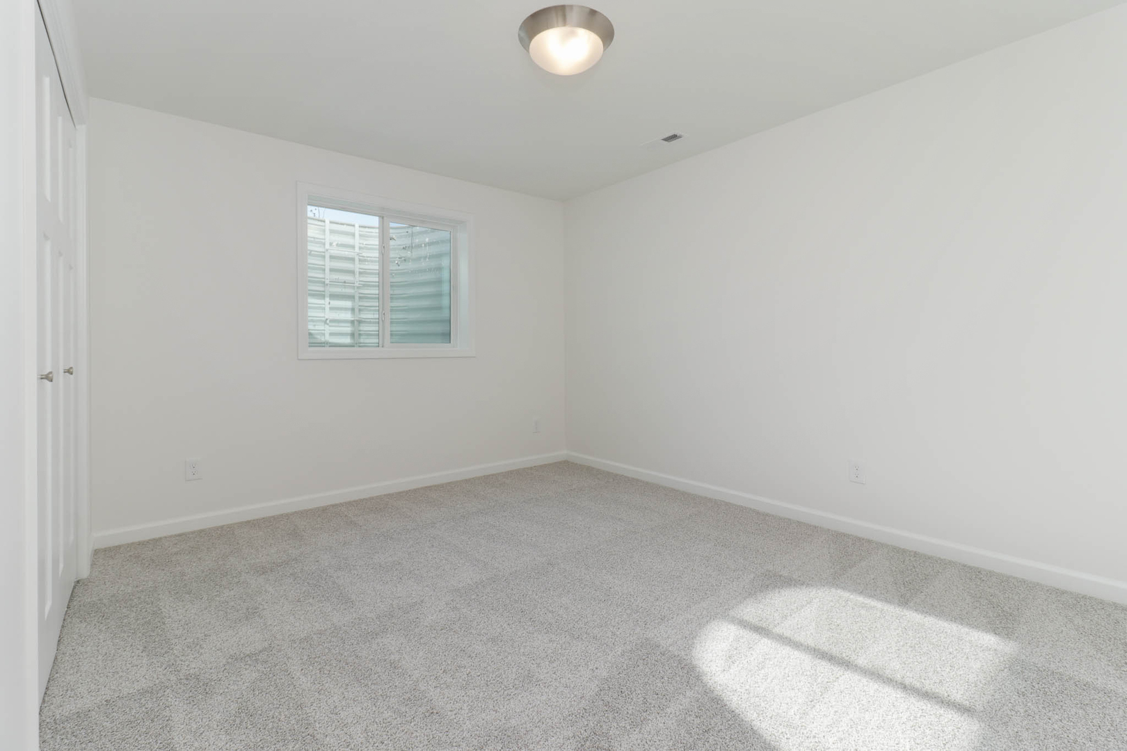 2503 Treeline Drive, Bloomington, IL 61704