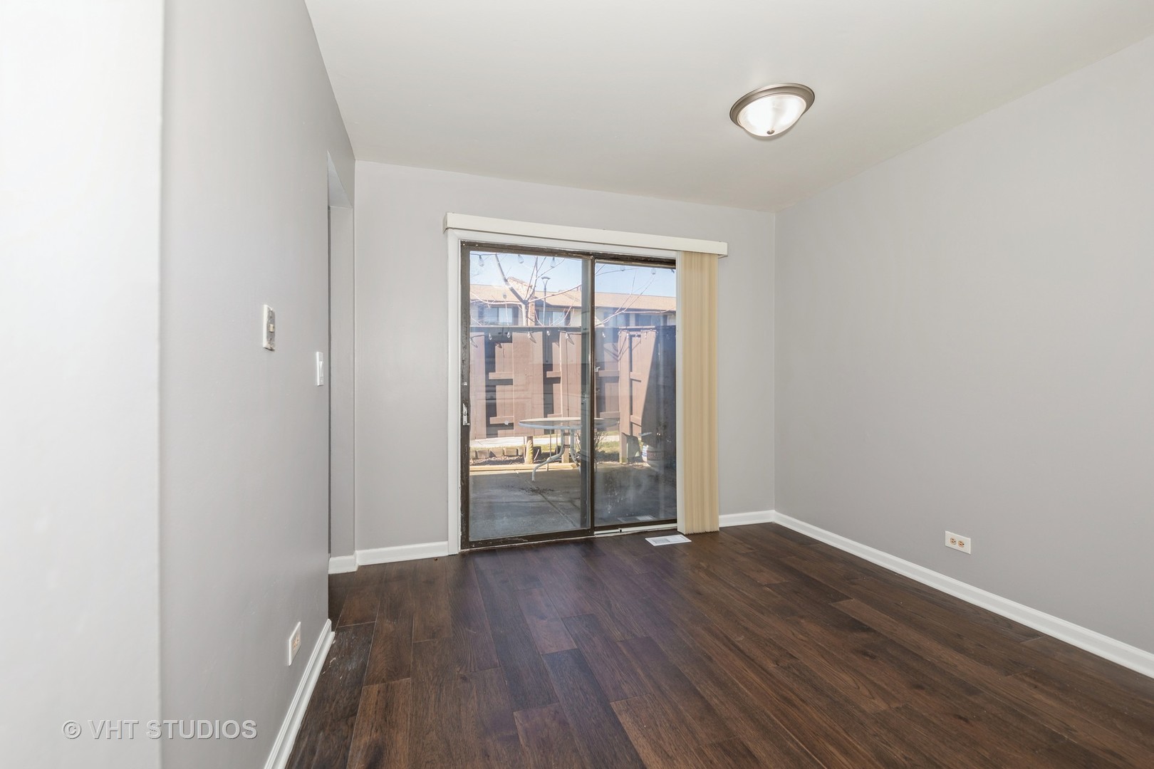 10 TOWER Court #10, Downers Grove, IL 60516