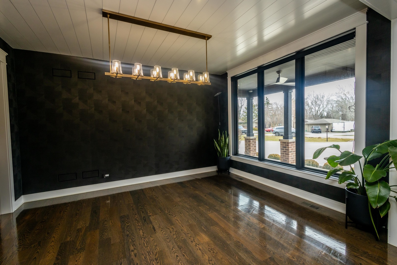 740 67th Place, Willowbrook, IL 60527