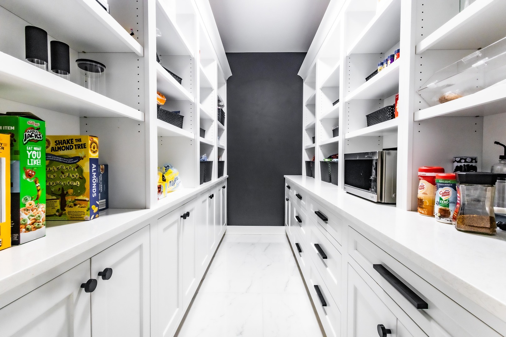 740 67th Place, Willowbrook, IL 60527