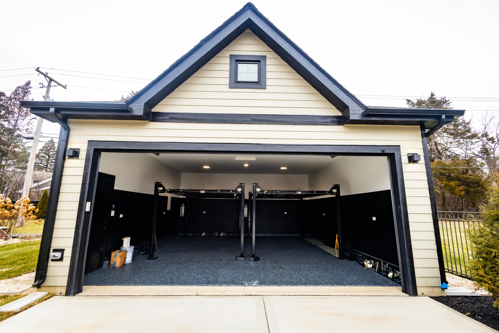 740 67th Place, Willowbrook, IL 60527