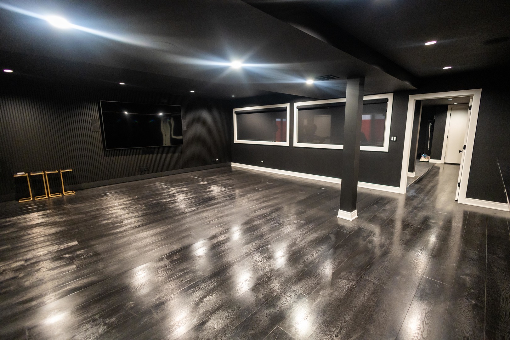 740 67th Place, Willowbrook, IL 60527