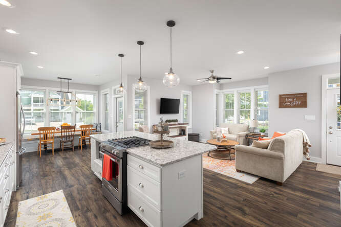 12 Great Loop West, Ottawa, IL 61350