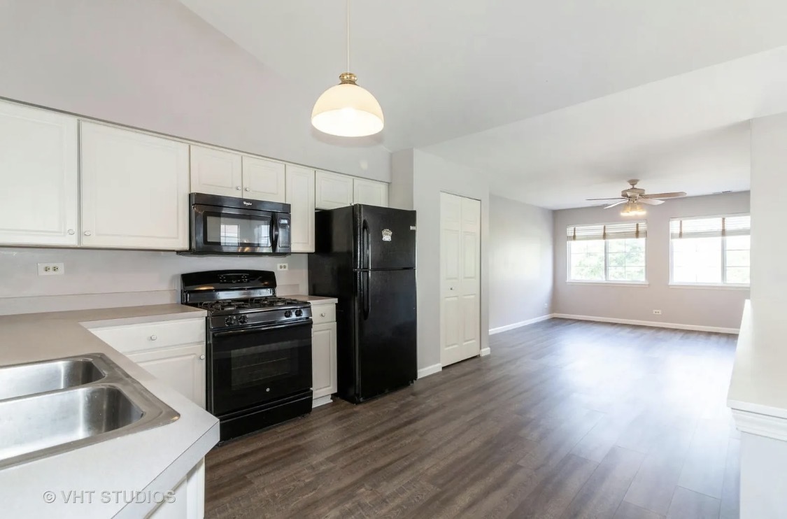 1069 Ripple Ridge Drive, Darien, IL 60561