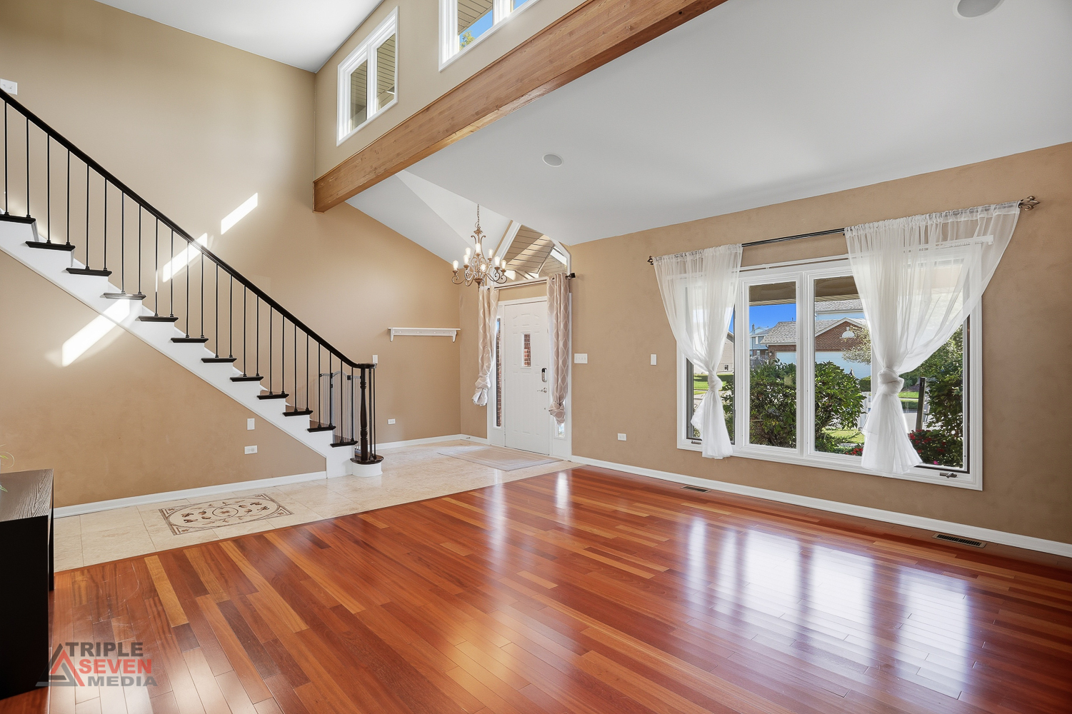 7407 Ridgefield Lane, Tinley Park, IL 60487