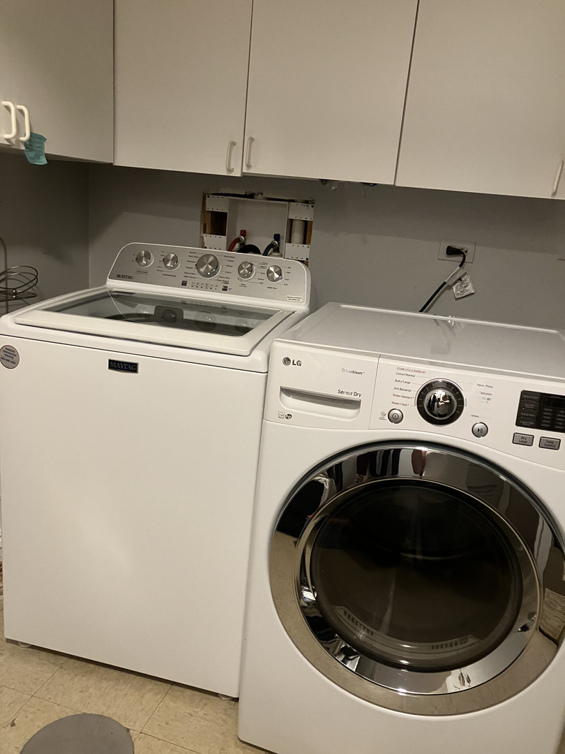 27W300 Melrose Lane, Winfield, IL 60190