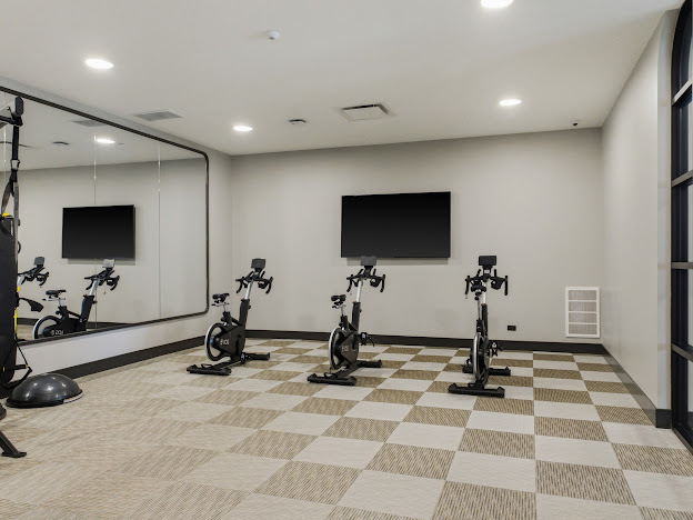 250 McHenry Road #B2B3, Buffalo Grove, IL 60089