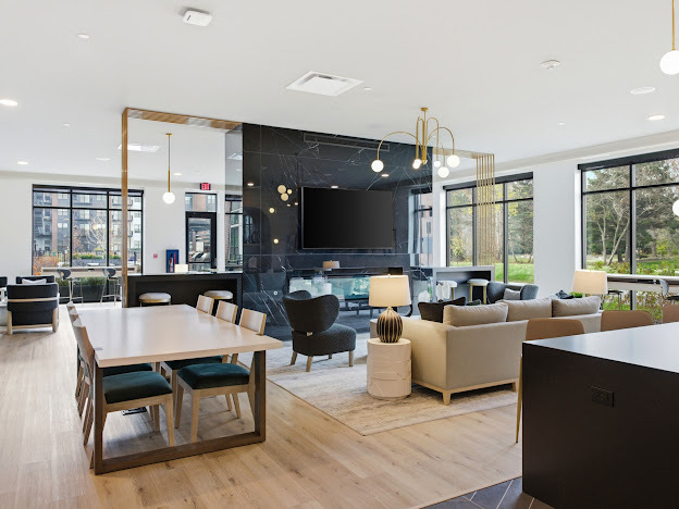 250 McHenry Road #B2B3, Buffalo Grove, IL 60089