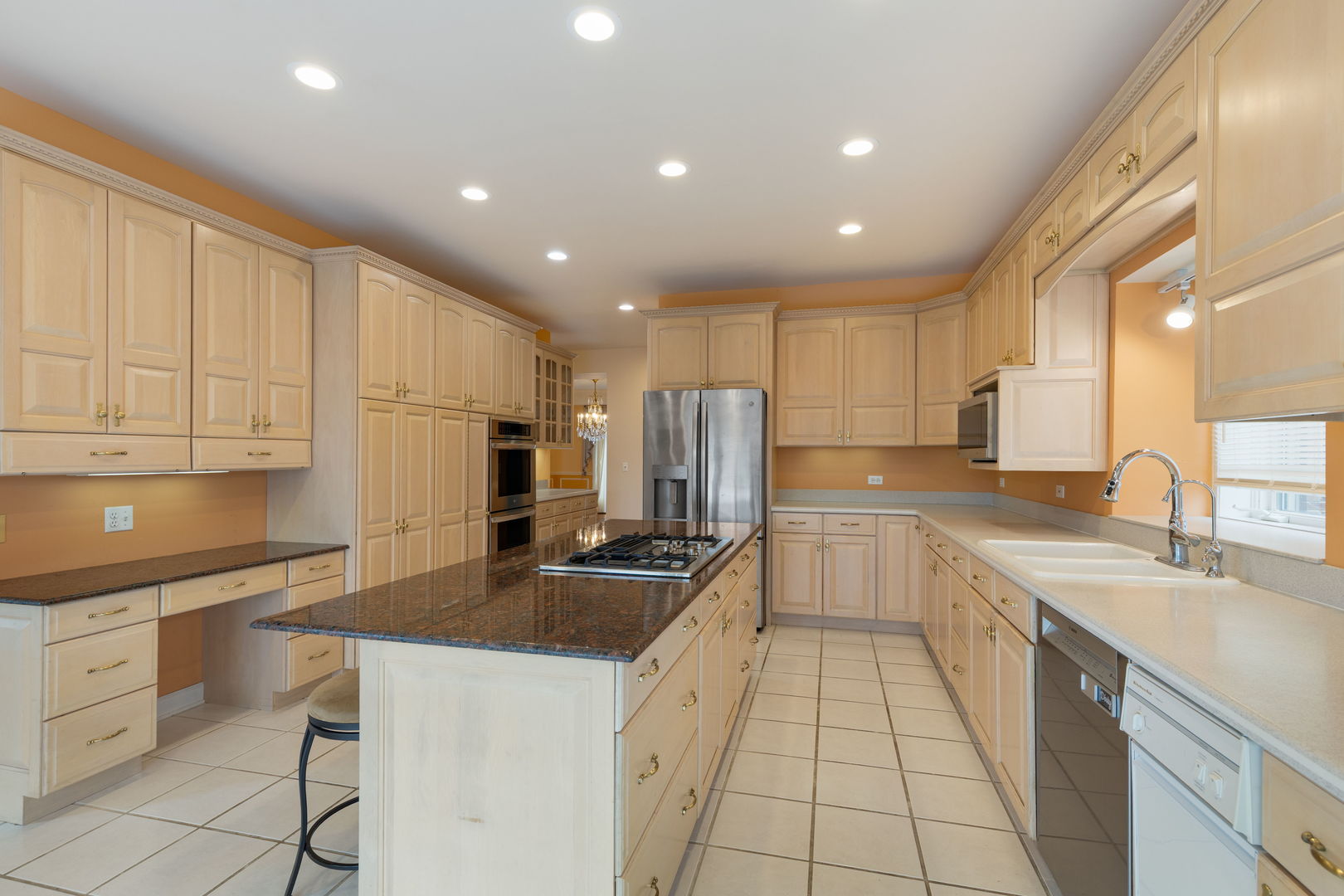 10711 Bull Valley Drive, Woodstock, IL 60098