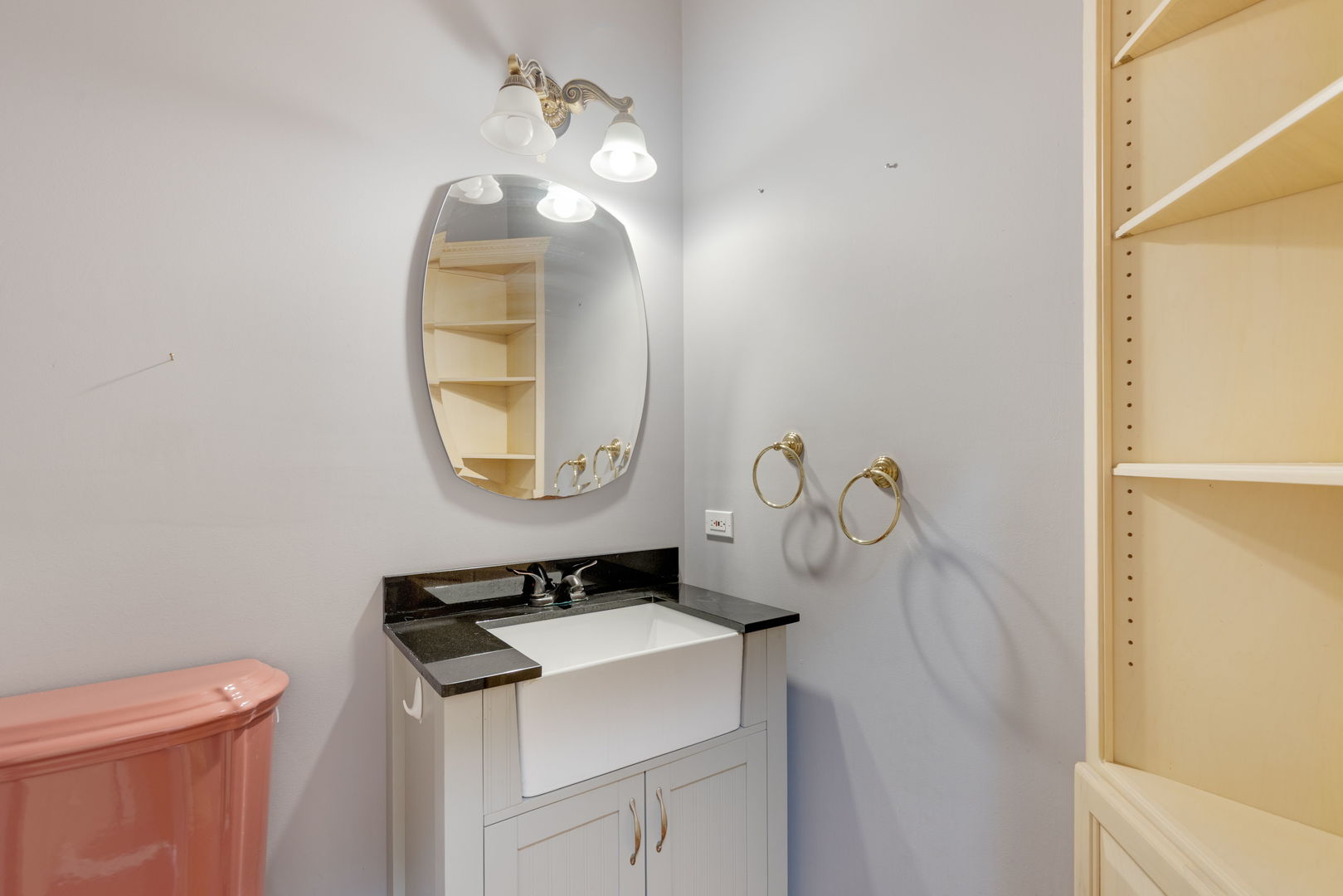 10711 Bull Valley Drive, Woodstock, IL 60098