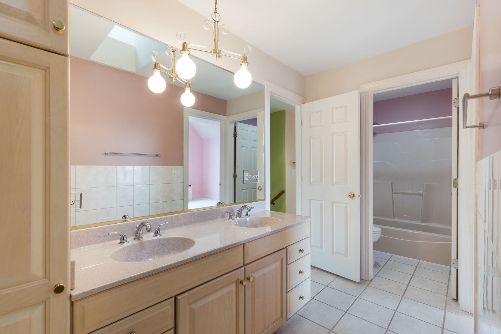 10711 Bull Valley Drive, Woodstock, IL 60098