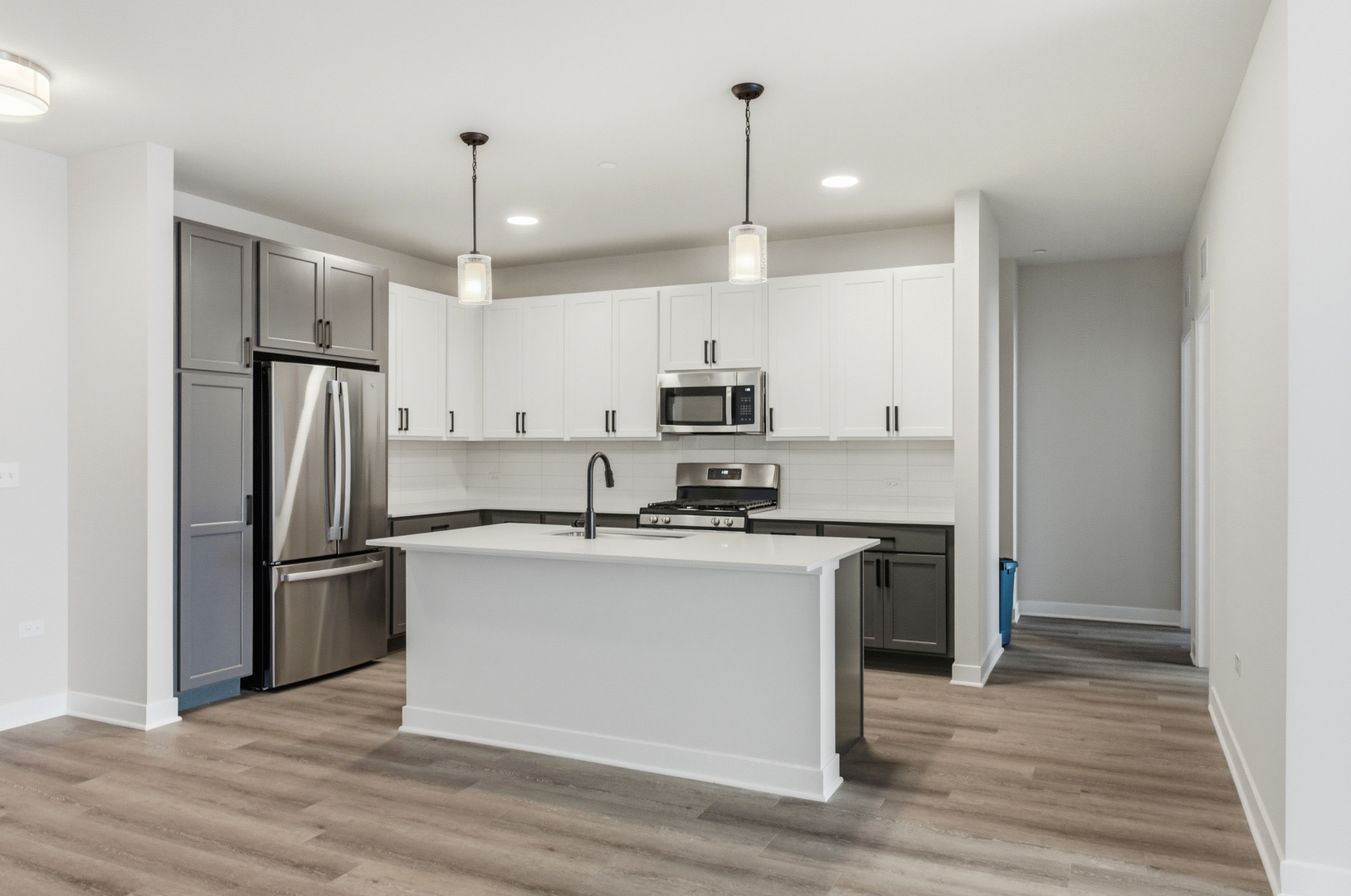 250 McHenry Road #C1, Buffalo Grove, IL 60089