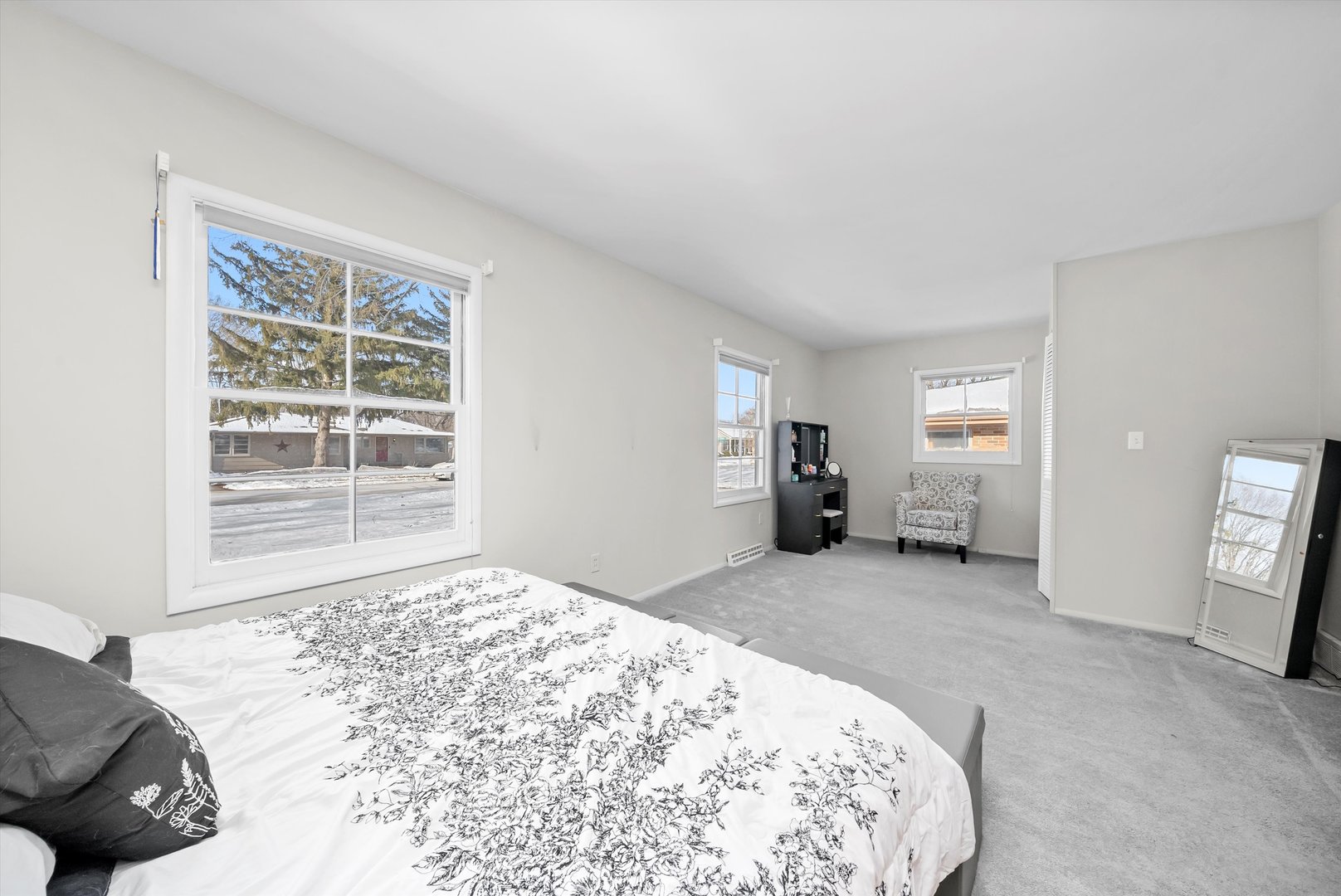 806 Adrian Street, Yorkville, IL 60560