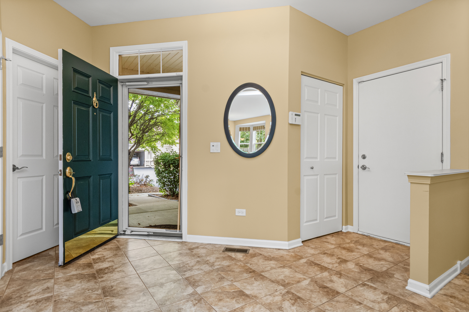 2905 Normandy Circle, Naperville, IL 60564