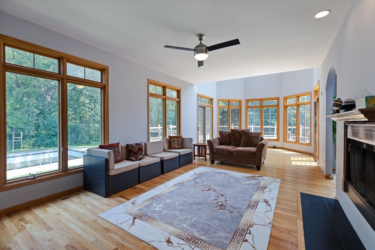 872 Rosedale Terrace, Crete, IL 60417