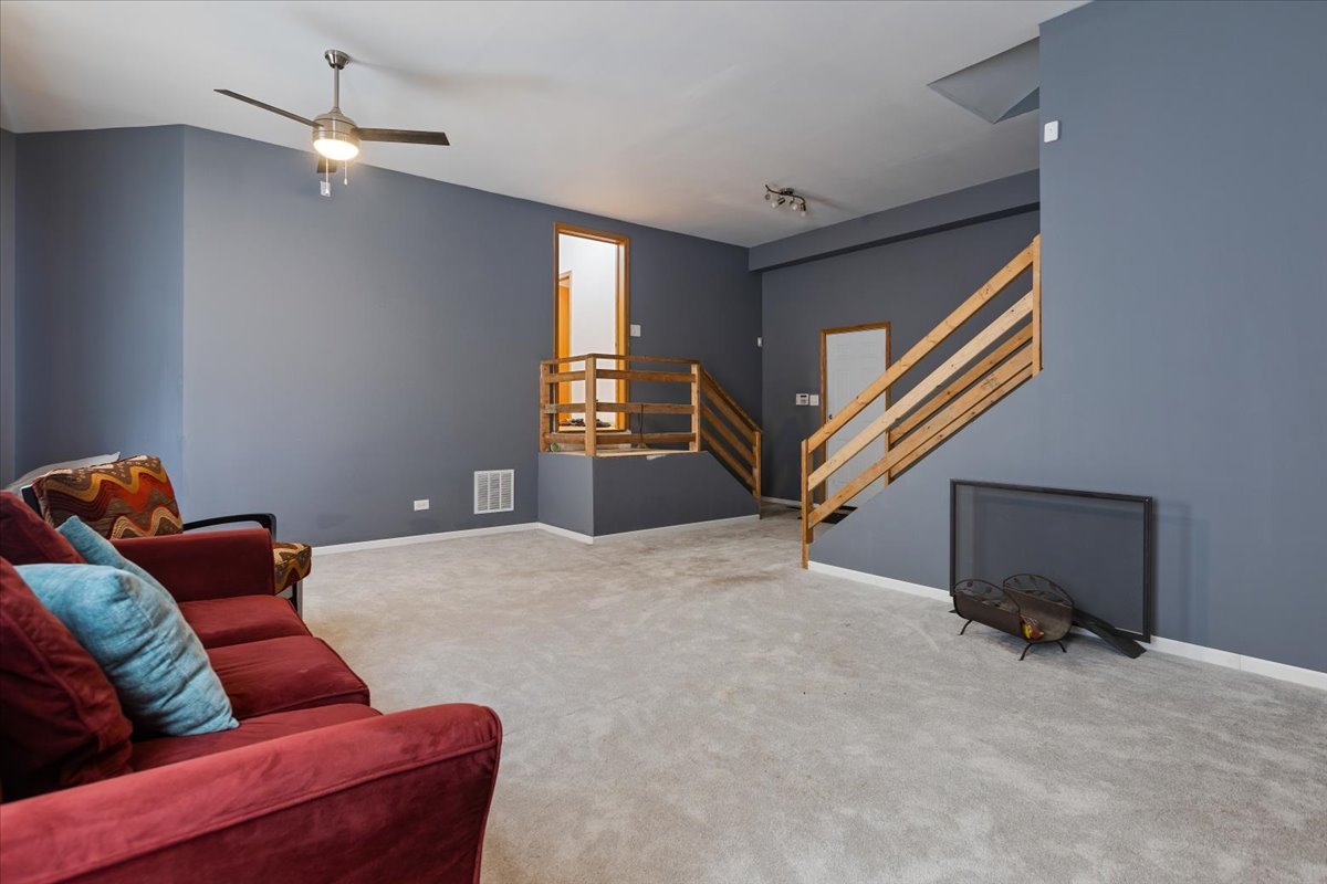 872 Rosedale Terrace, Crete, IL 60417