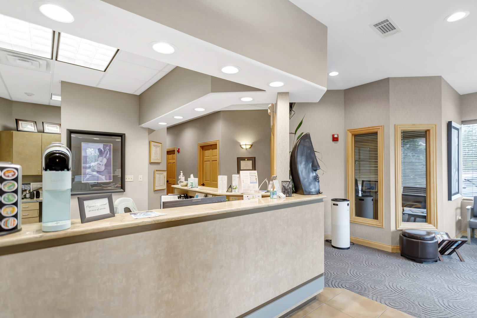 1500 CARLEMONT Drive #F, Crystal Lake, IL 60014