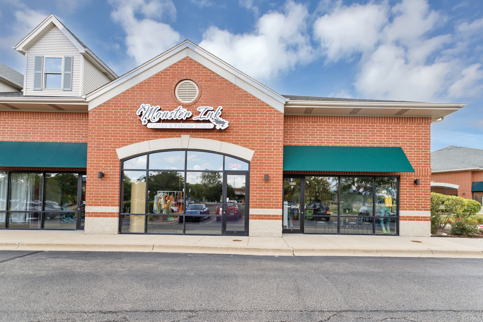 1540 Carlemont Drive #F, Crystal Lake, IL 60014