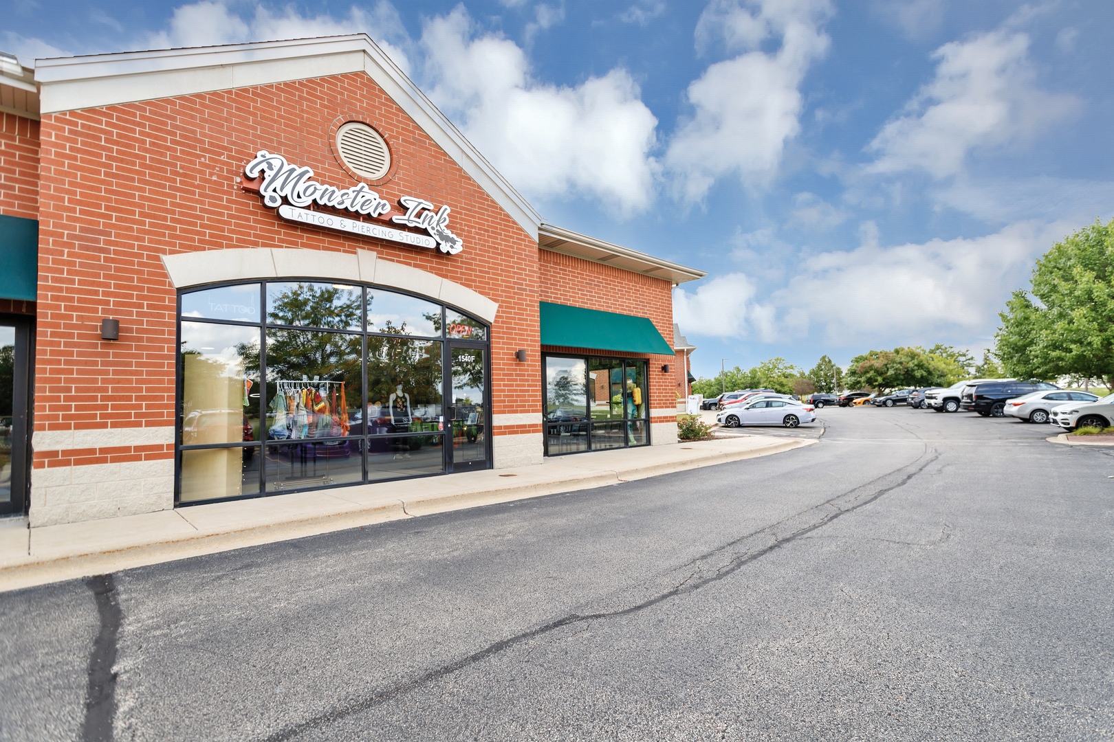 1540 Carlemont Drive #F, Crystal Lake, IL 60014