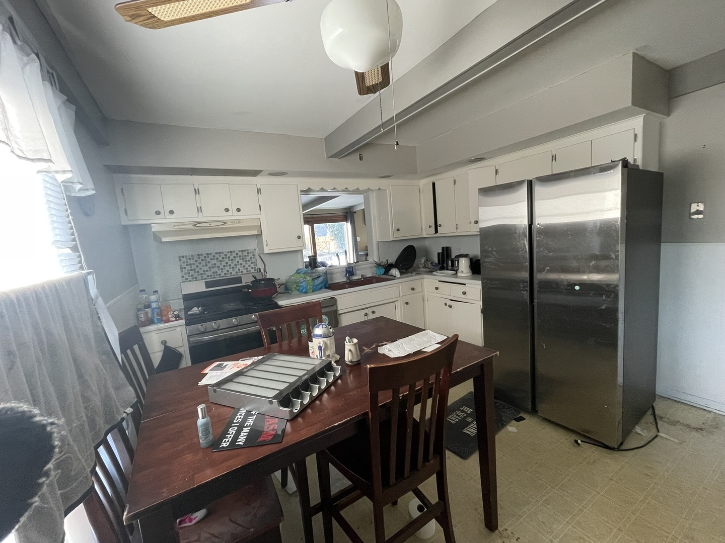 11524 S Nagle Avenue, Worth, IL 60482