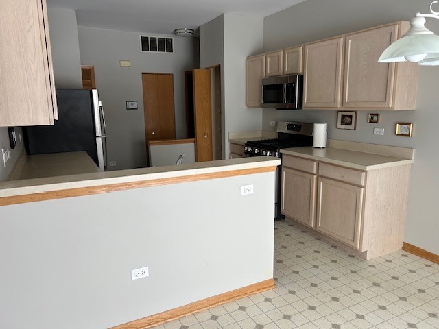 21314 W Crimson Court, Plainfield, IL 60544