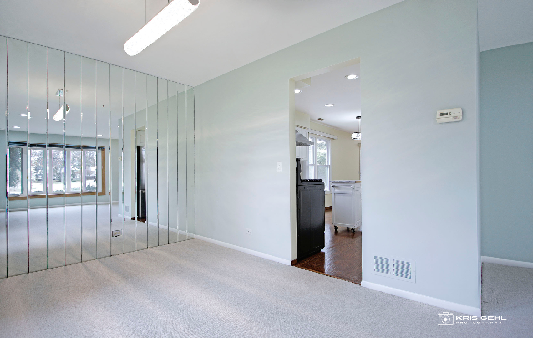 467 Highland Grove Drive, Buffalo Grove, IL 60089