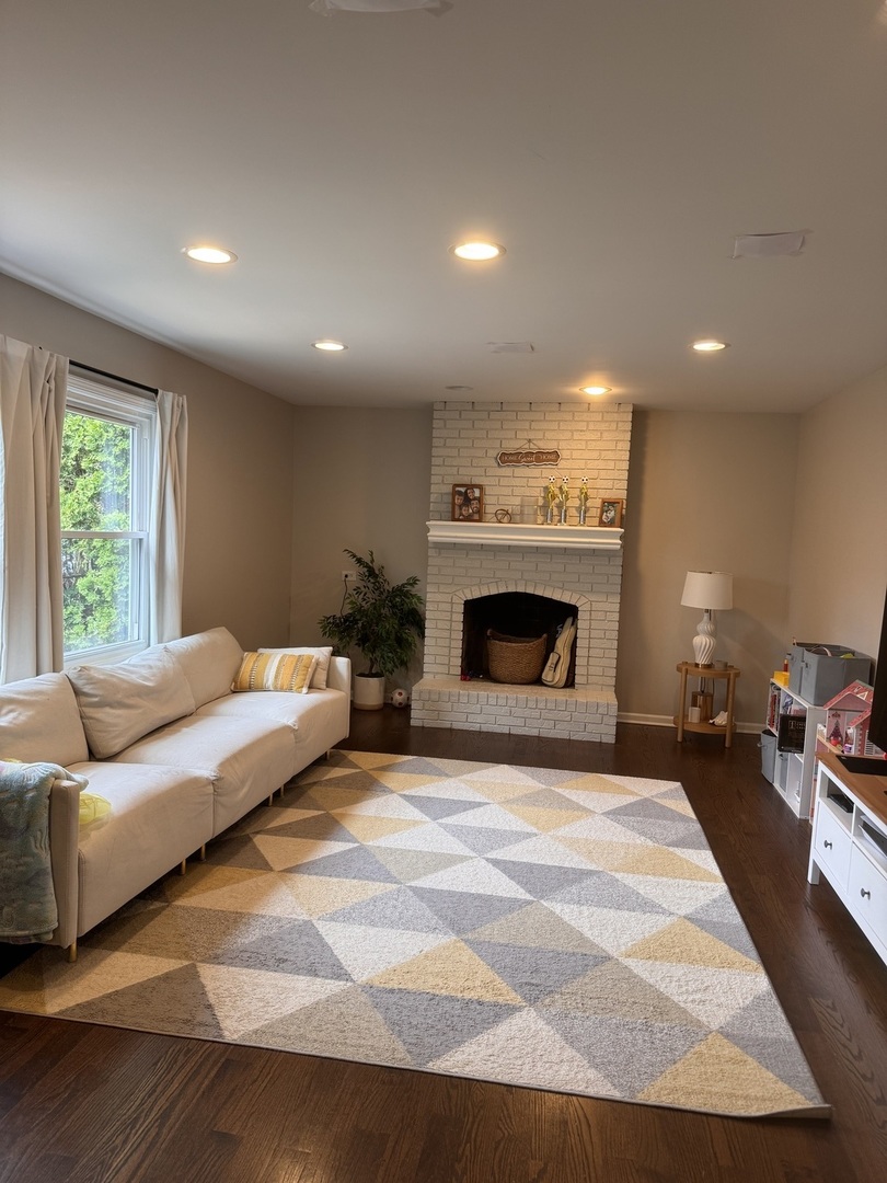 1332 Culpepper Drive, Naperville, IL 60540