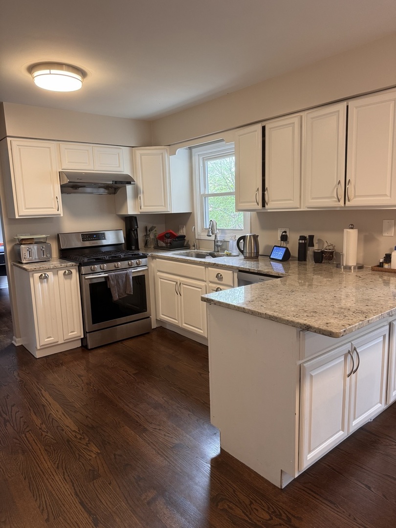 1332 Culpepper Drive, Naperville, IL 60540