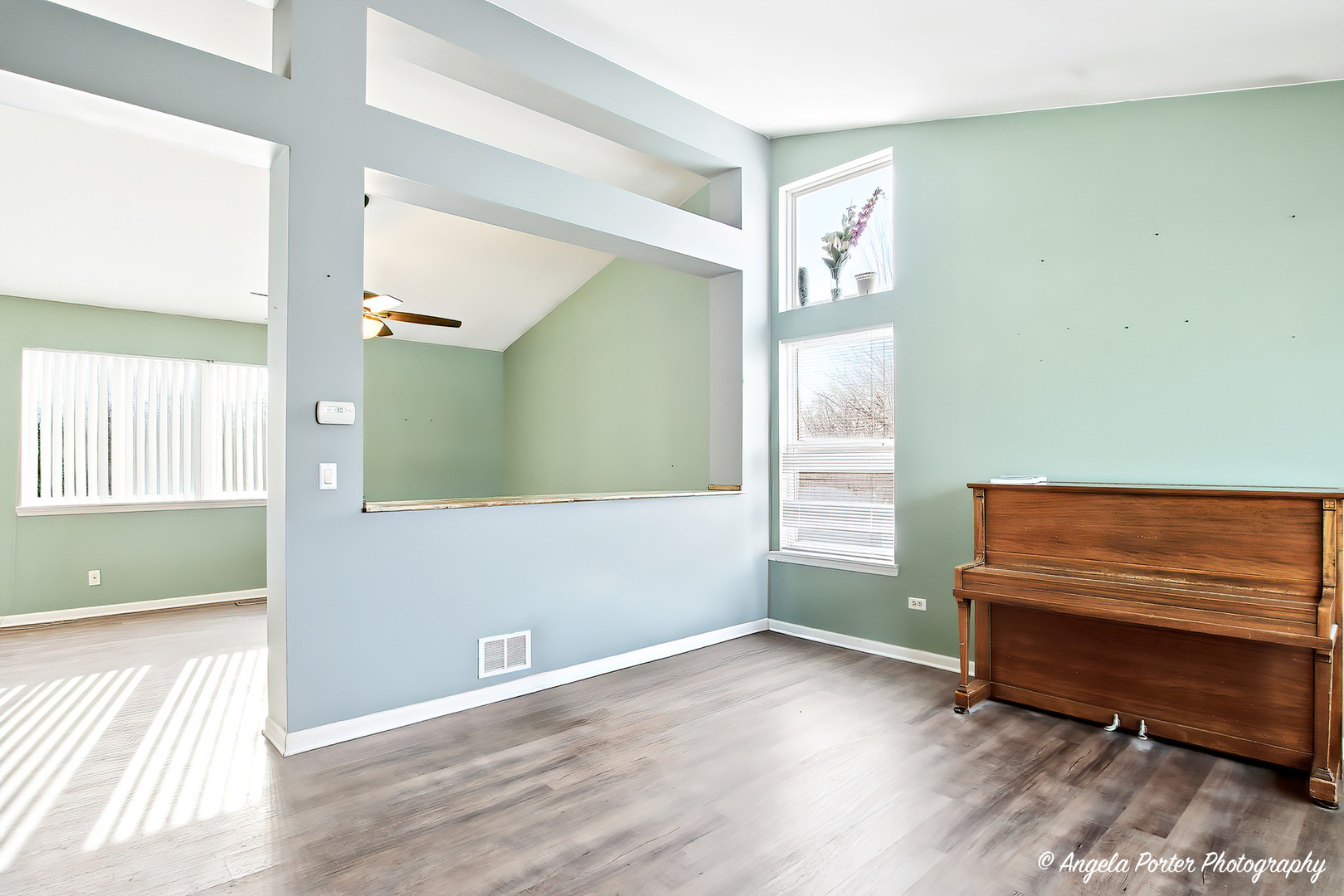 28501 Wagon Trail Court, Lakemoor, IL 60051