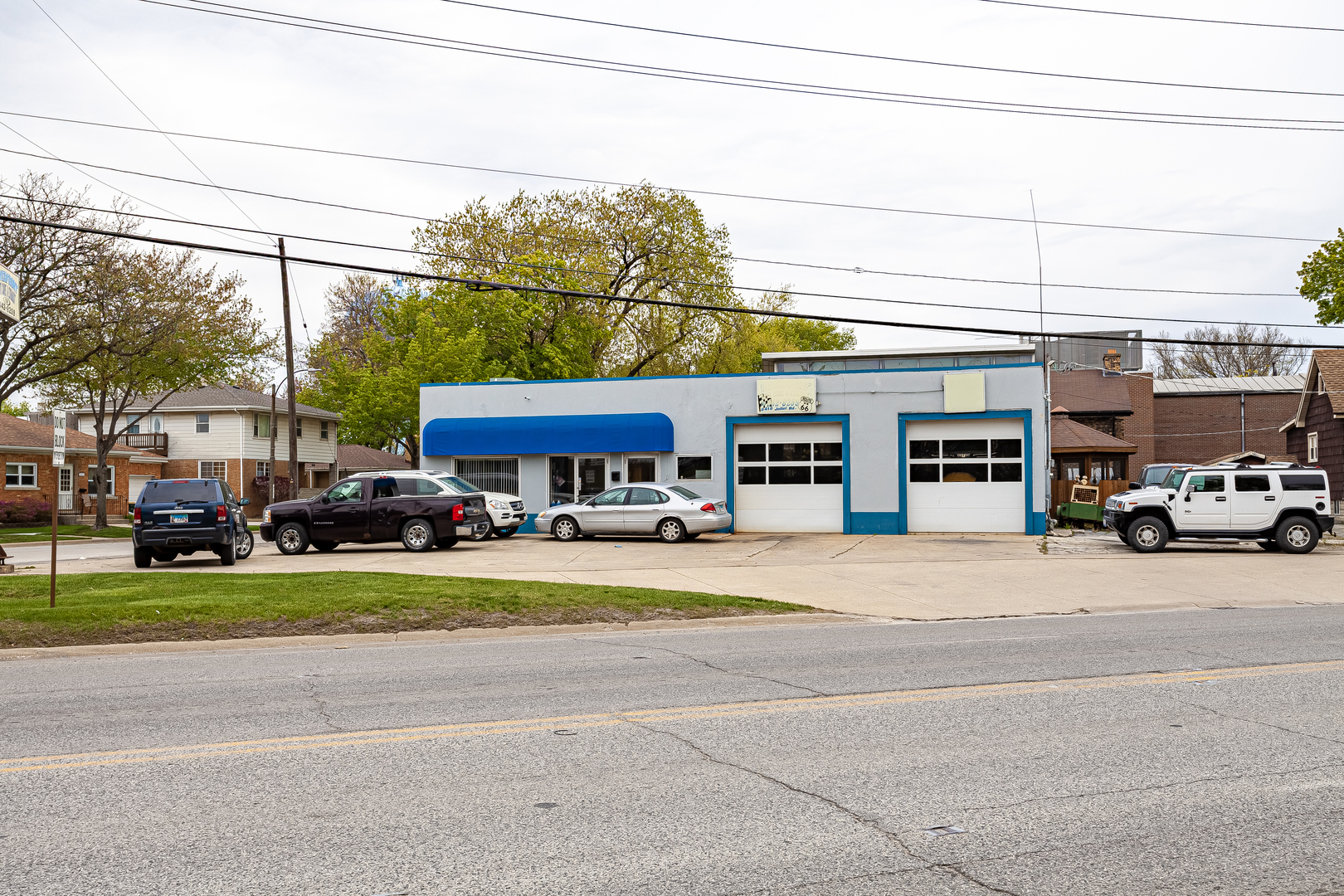 8418 Joliet Road, McCook, IL 60525