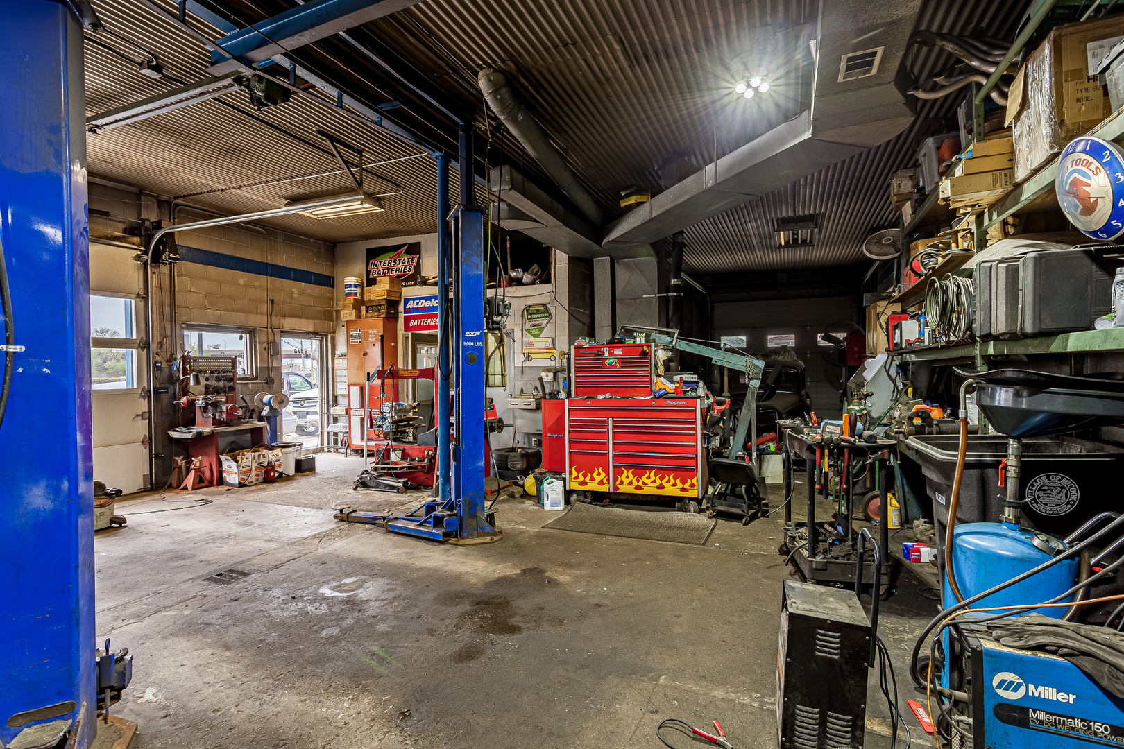 8418 Joliet Road, McCook, IL 60525