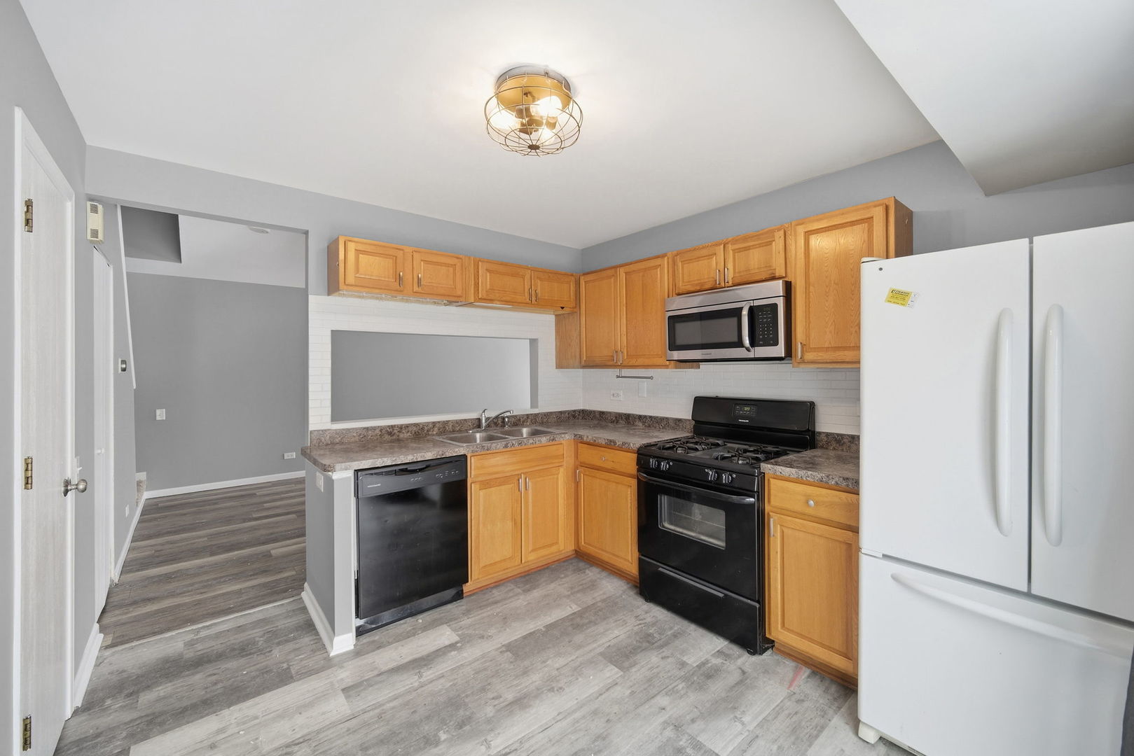 1372 NORMANTOWN Road #1372, Naperville, IL 60564