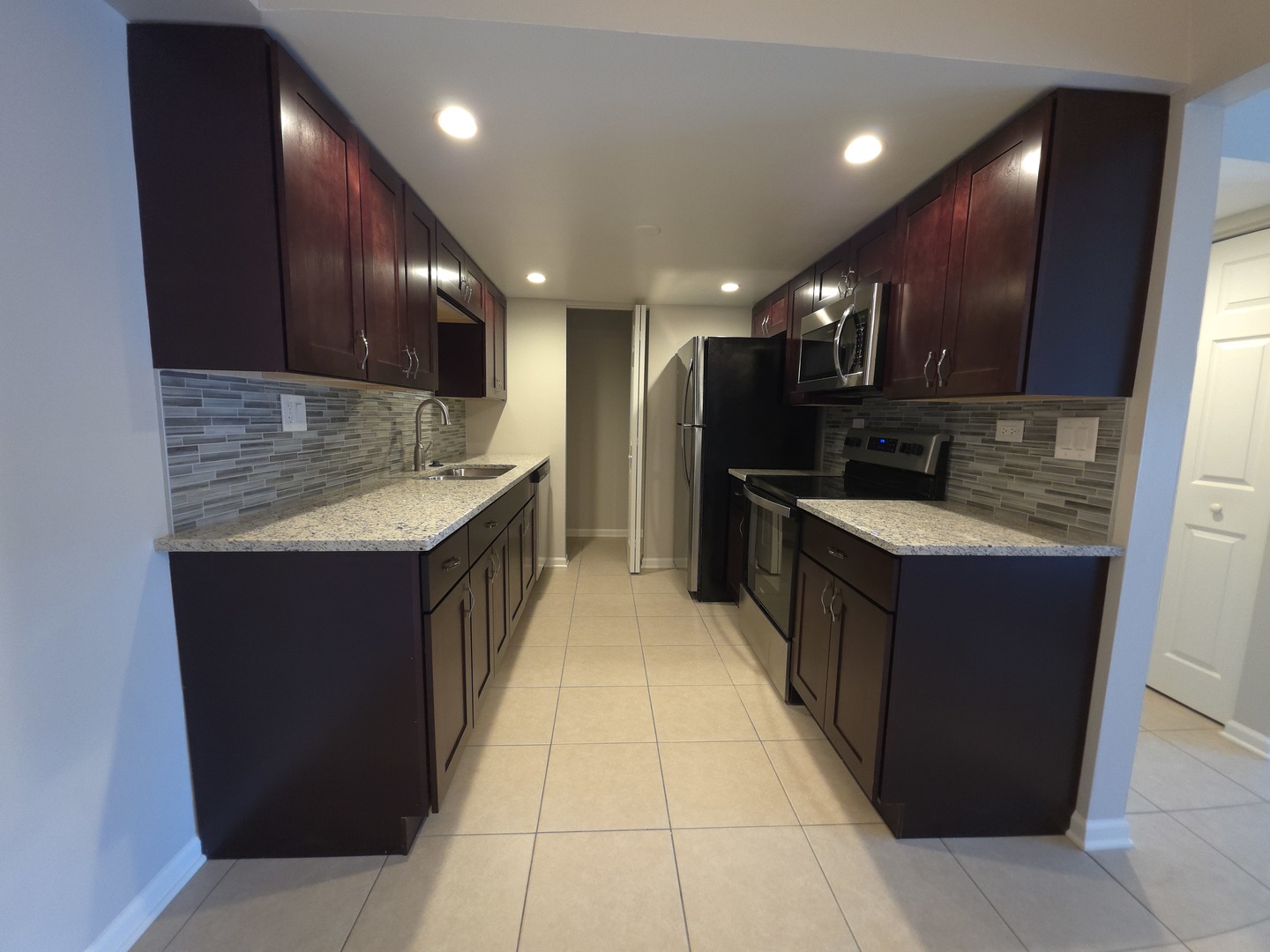 Naperville, IL 60565