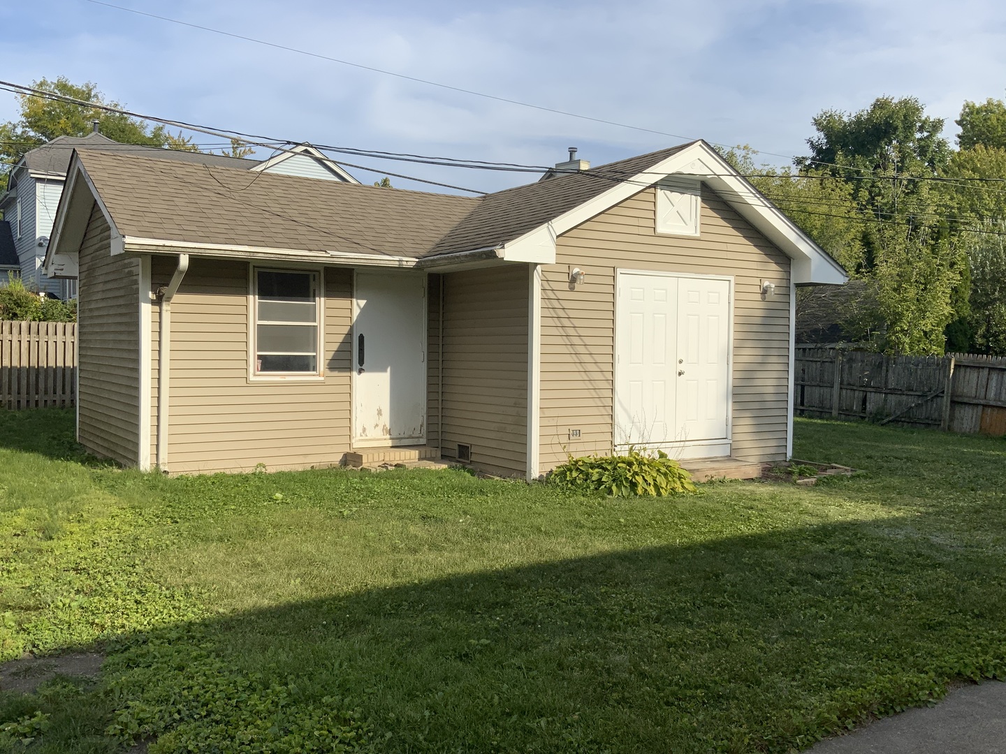 665 Thornwood Drive, Buffalo Grove, IL 60089