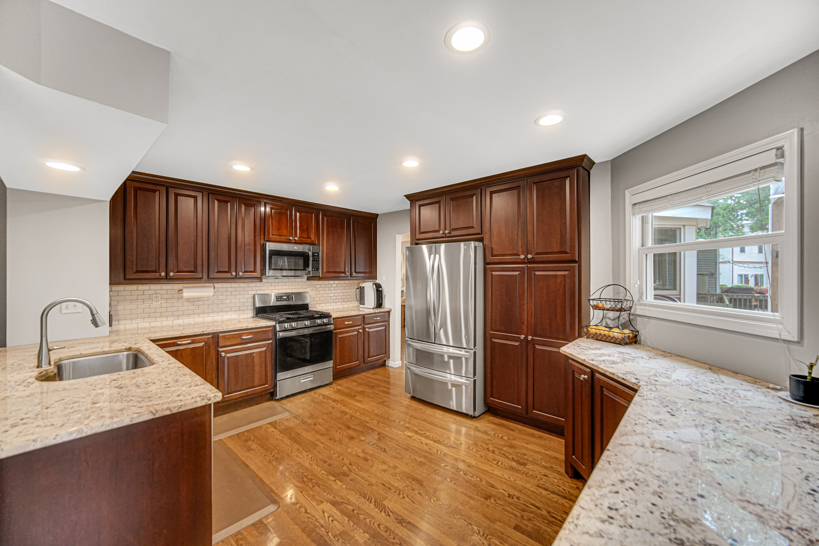 4458 Hatch Lane, Lisle, IL 60532