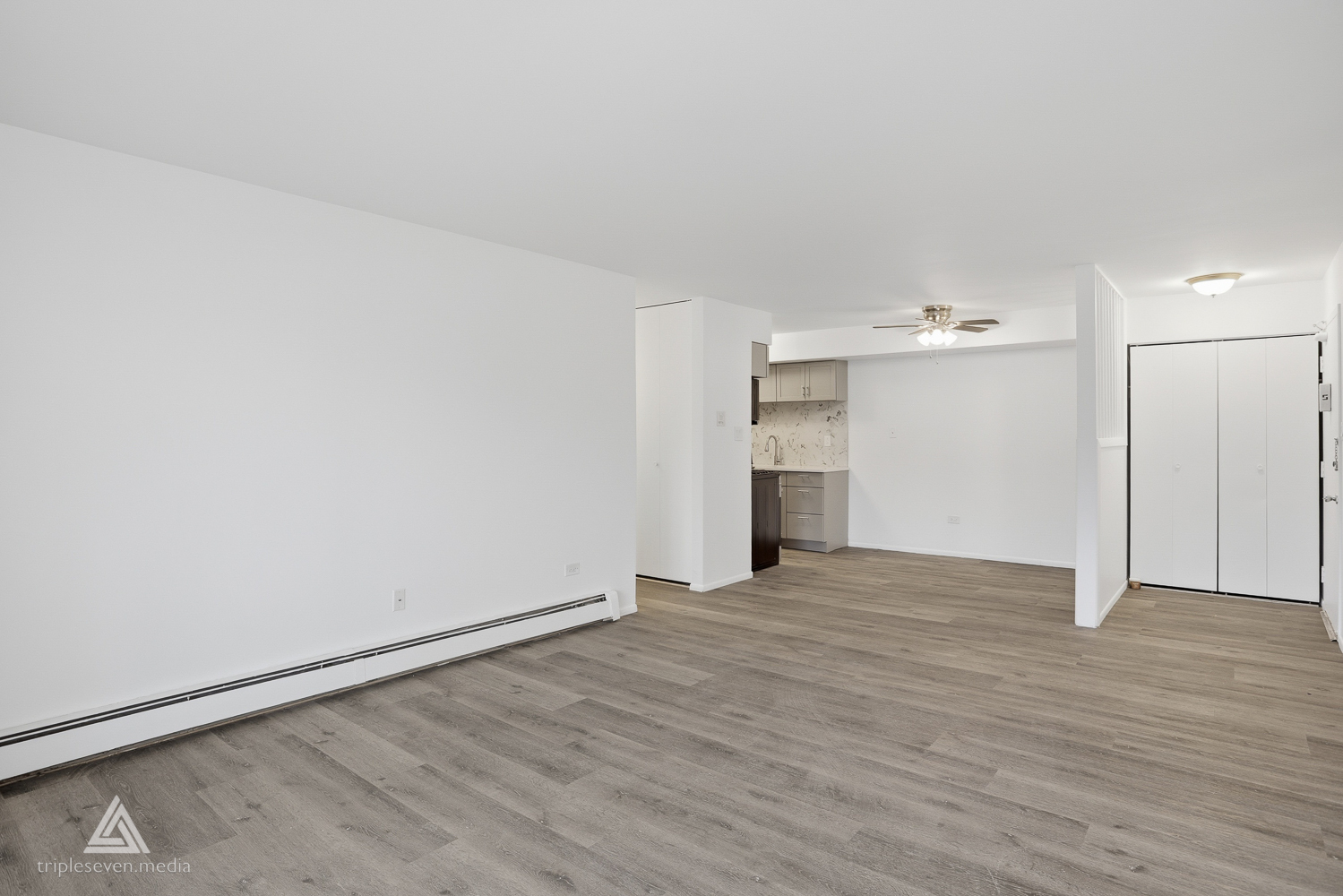 1180 Meadow Lane #108, Hoffman Estates, IL 60169