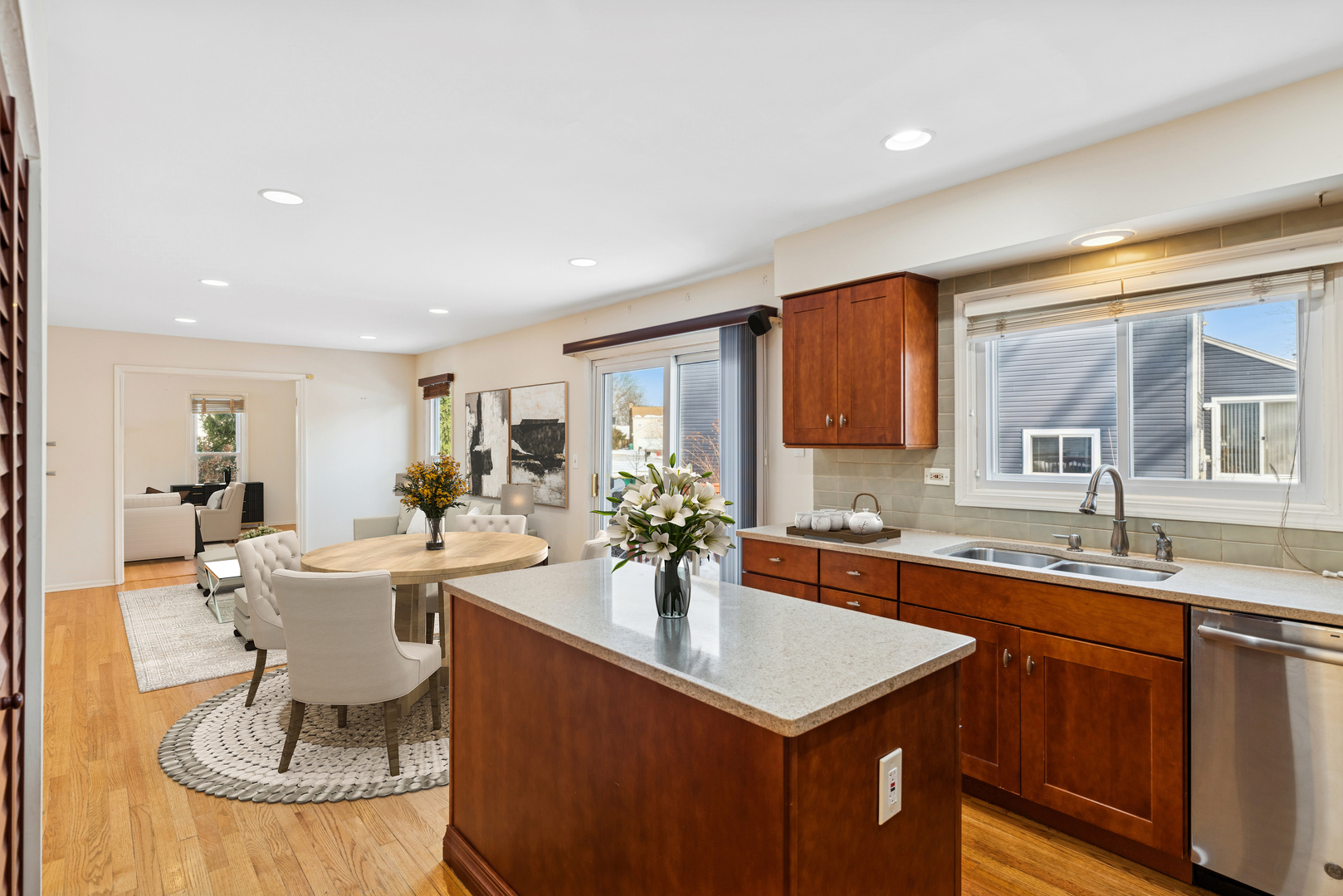 1315 Gail Drive, Buffalo Grove, IL 60089