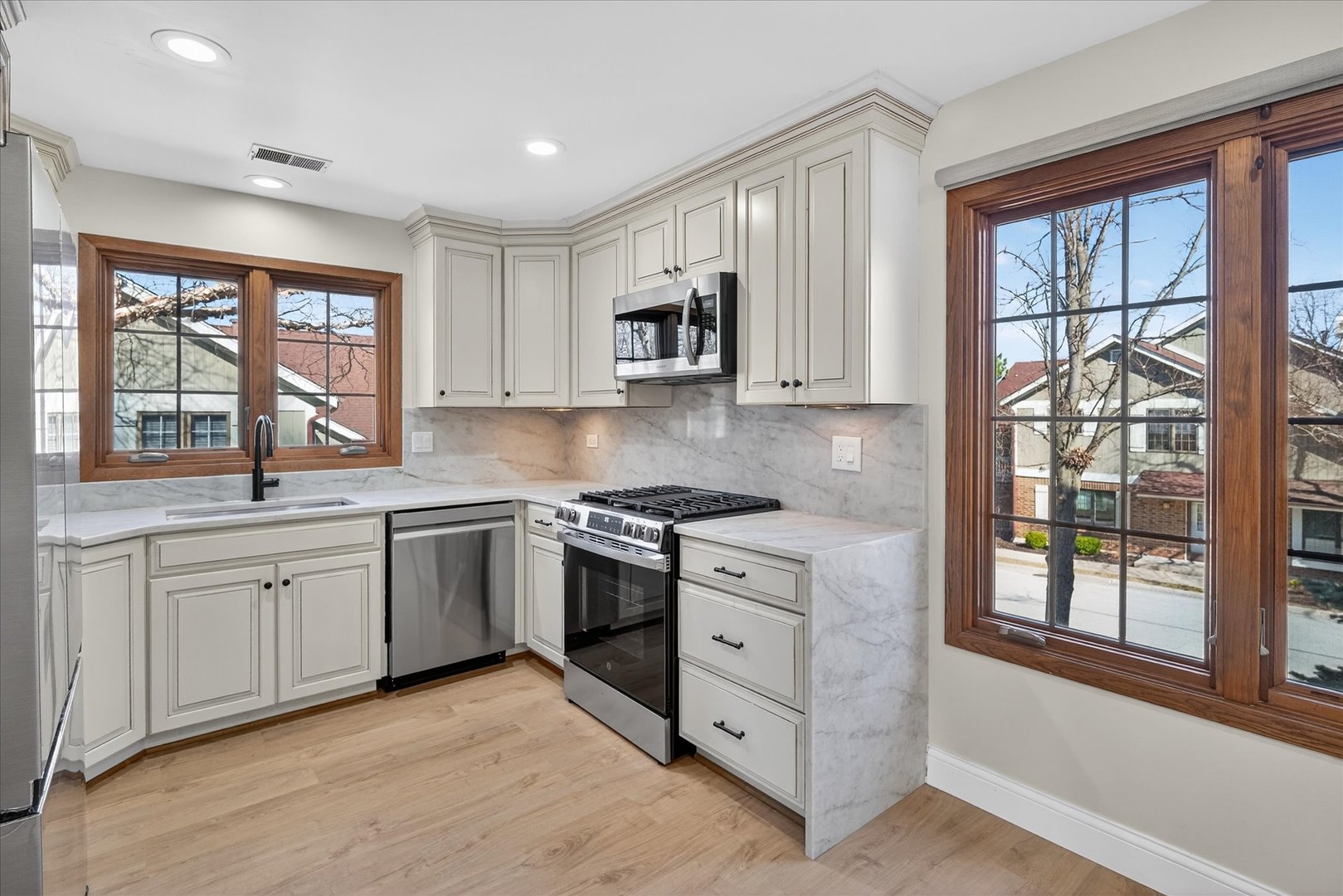 13458 S Westview Drive #V4, Palos Heights, IL 60463