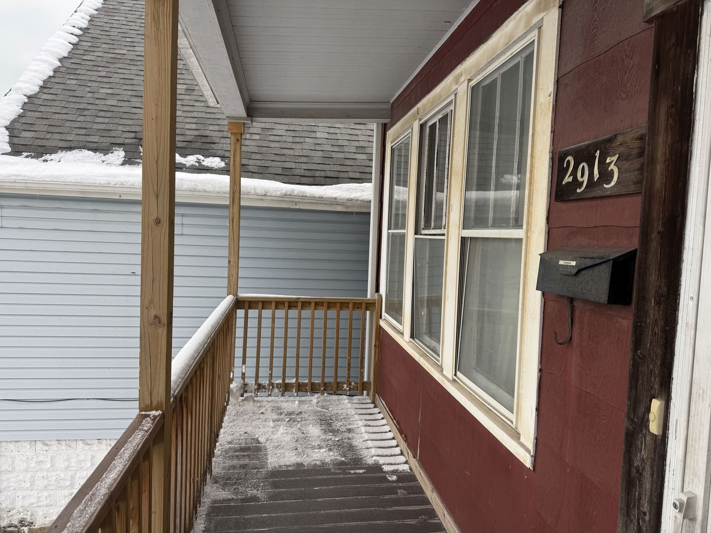 2913 E 97th Street, Chicago, IL 60617