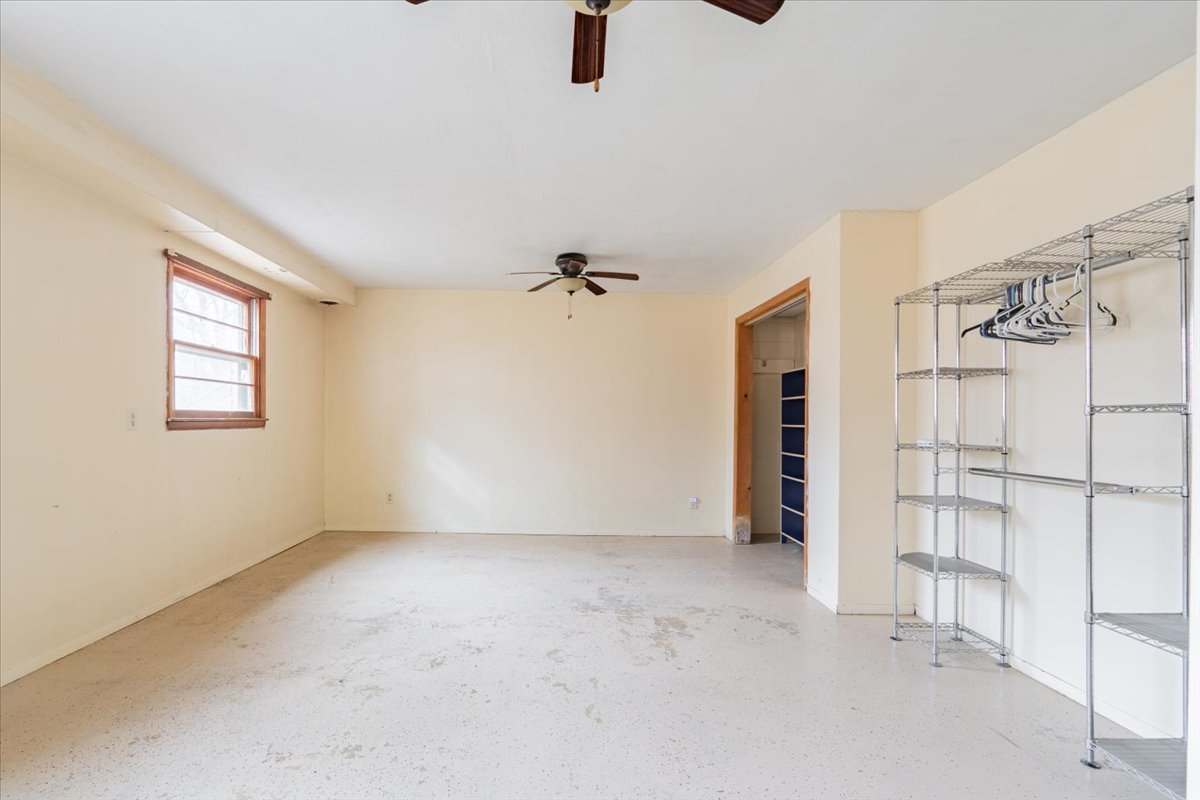 8710 N 2100 East Road, Downs, IL 61736