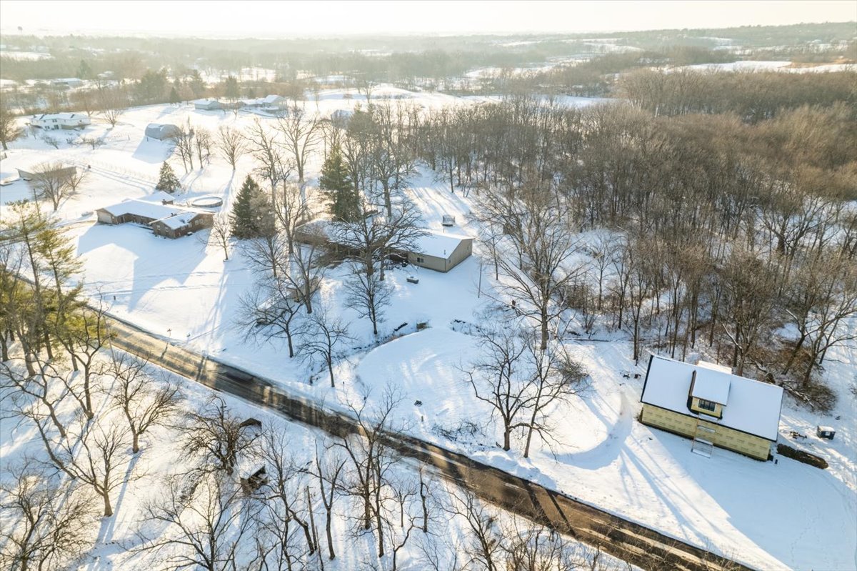 8710 N 2100 East Road, Downs, IL 61736