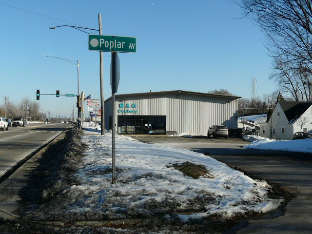 131 E Rollins Road, Round Lake Beach, IL 60073