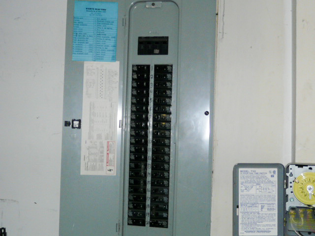 131 E Rollins Road, Round Lake Beach, IL 60073